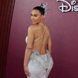 Kim Kardashian 3