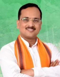 सुरेन्द्र चौरसिया, बीजेपी विधायक, रामपुर कारखाना