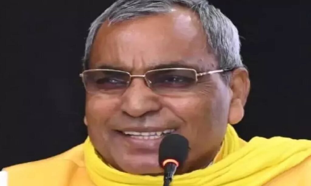 akhilesh-yadav-reservation-statement-omprakash-rajbhar-counter