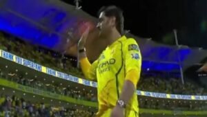 dhoni