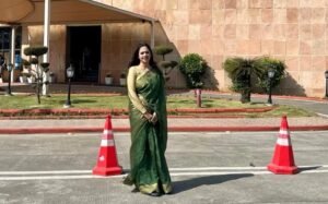 i46ljnus_fake-ias-trupti-singh-fraud_625x300_12_September_26