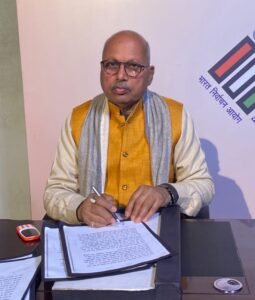 हरीश चंद्र श्रीवास्तव, वरिष्ठ भाजपा नेता